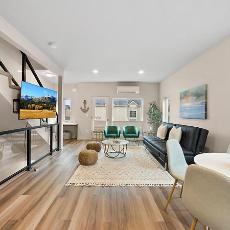 Brand New Fully Updated Condo 918 In Анакортс Экстерьер фото