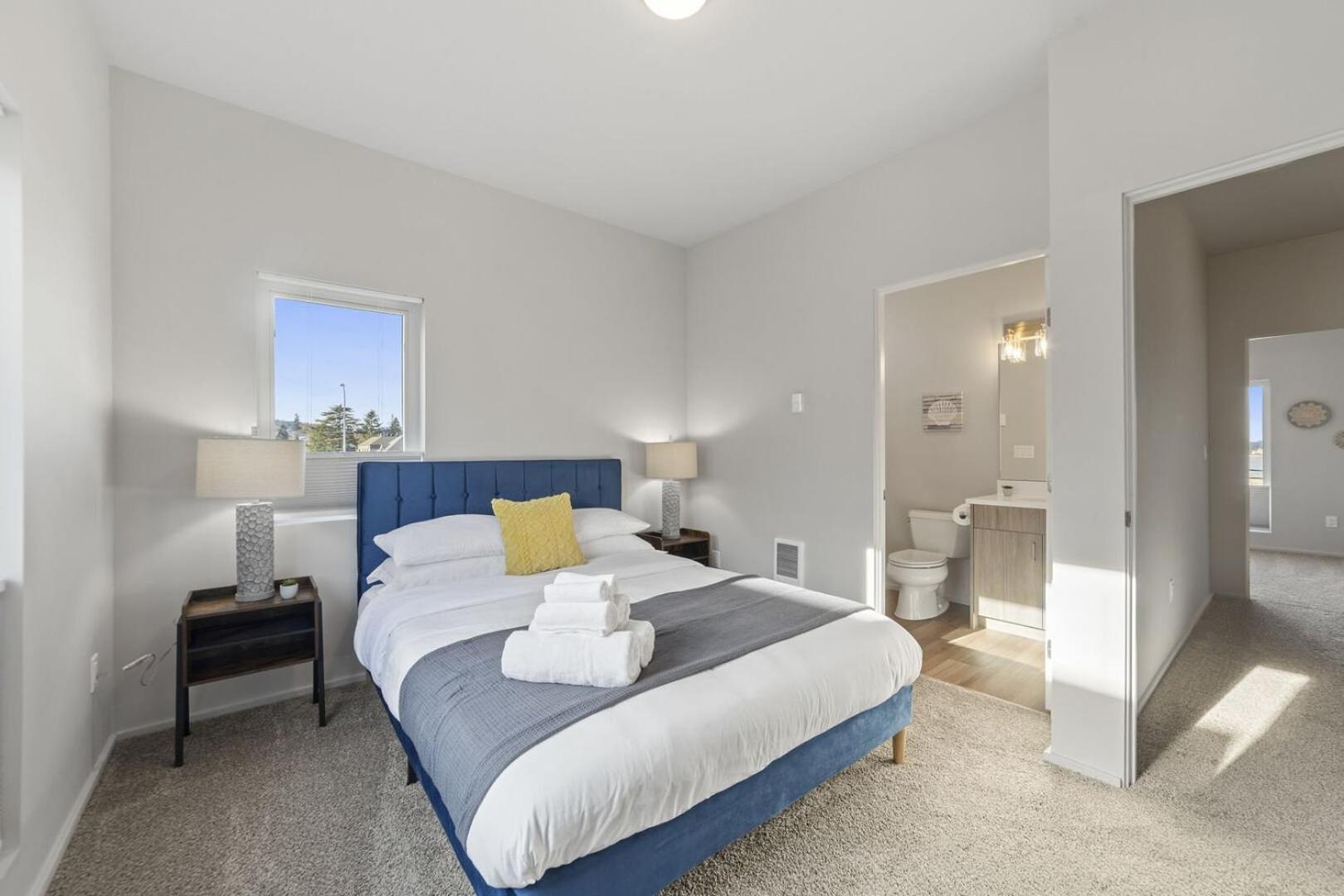 Brand New Fully Updated Condo 918 In Анакортс Экстерьер фото