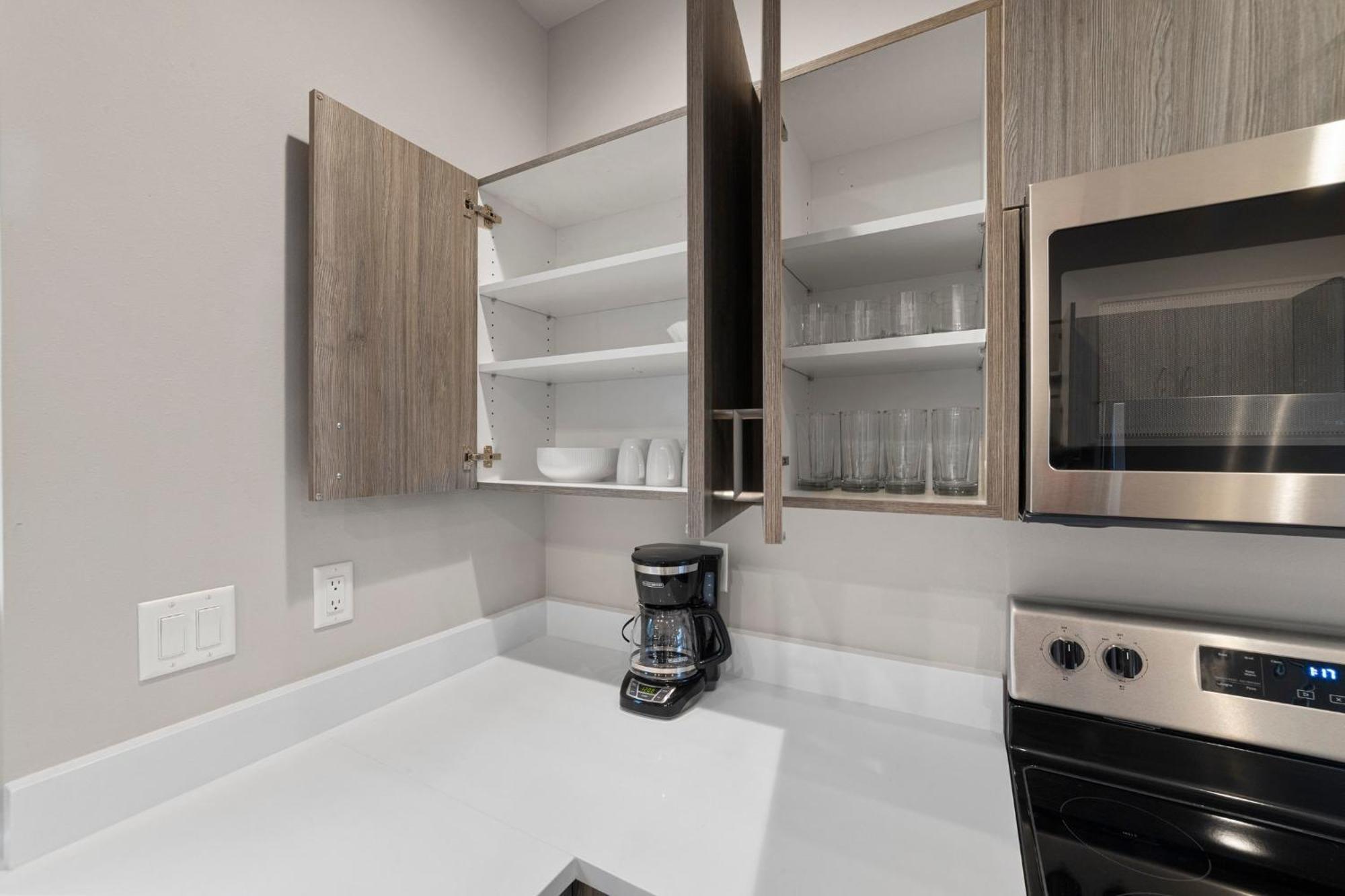 Brand New Fully Updated Condo 918 In Анакортс Экстерьер фото