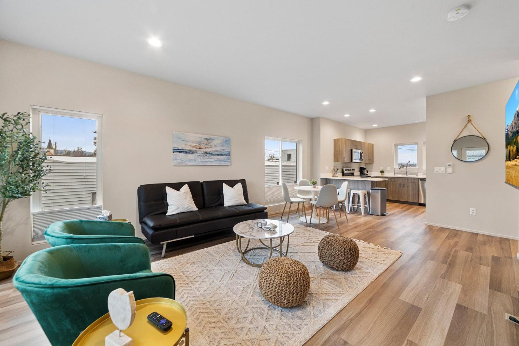 Brand New Fully Updated Condo 918 In Анакортс Экстерьер фото